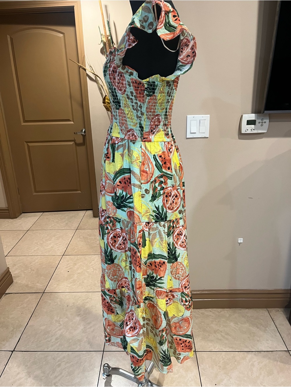 Smocked Square-Neck Maxi Dress in Yellow & Coral Tropical Print - Picture 5 of 7